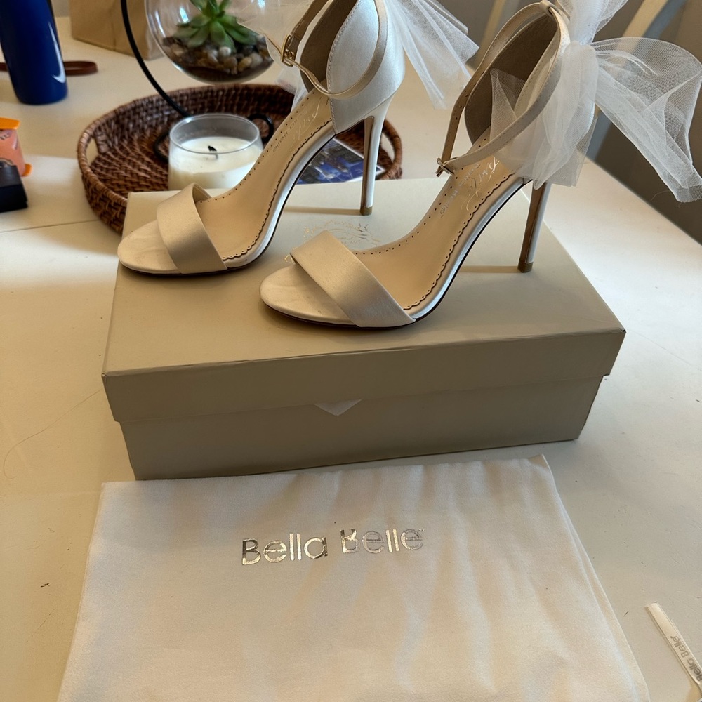 Bella Belle Bridal Bow heels - Picture 7 of 9